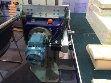 Complex Typ Tabela próżniowe oscylacyjny Contour Blade Cutter Dla elastycznej pianki