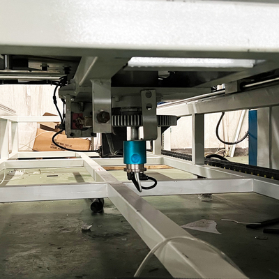 Automatyczna linia do produkcji gąbek CNC Maszyna do cięcia pionowej pianki