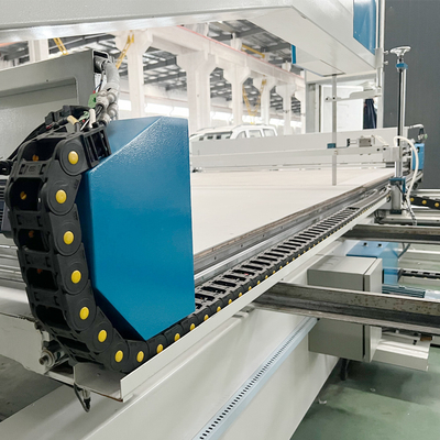 Automatyczna linia do produkcji gąbek CNC Maszyna do cięcia pionowej pianki