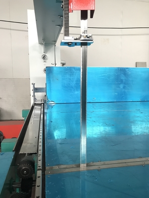 Maszyna do cięcia pianki PU o wysokości 1,74 kW 1200 mm Pionowa CE w arkuszu
