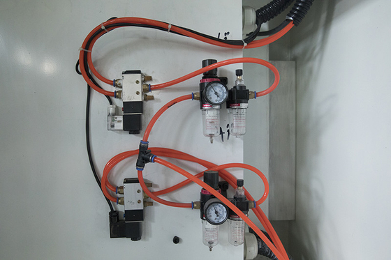 5KW Automatyczna maszyna do cięcia sztywnej pianki gąbkowej Pionowy typ obrotowy