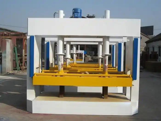 Chińska hydrauliczna maszyna do ciśnienia na zimno do drzwi drewnianych o pojemności 50 ton 1250 * 1500mm