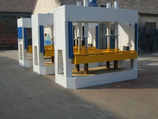 Chińska hydrauliczna maszyna do ciśnienia na zimno do drzwi drewnianych o pojemności 50 ton 1250 * 1500mm