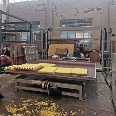 Maszyna do cięcia gąbki poziomej CNC do pianki PU Latex Basotect Composite Foam