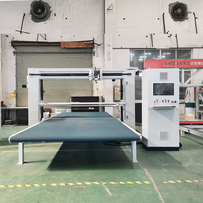 China Hot Sale CNC oscylująca dwuszybkowa maszyna do cięcia pianki do cięcia miękkiej elastycznej gąbki