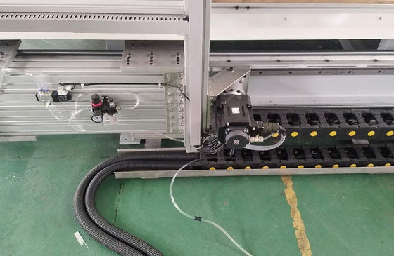 Materiał budowlany Wełna mineralna Frez konturowy CNC DTC-F2012 do zastosowań przemysłowych 1,5 mm