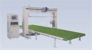 CNC Latex gąbka oscylacyjnych ostrzem 6m/Min, maszyna do cięcia automatycznego